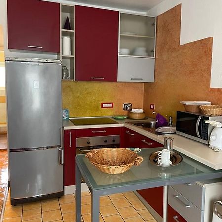 Little Nest Apartment ลาสเปเซีย ภายนอก รูปภาพ