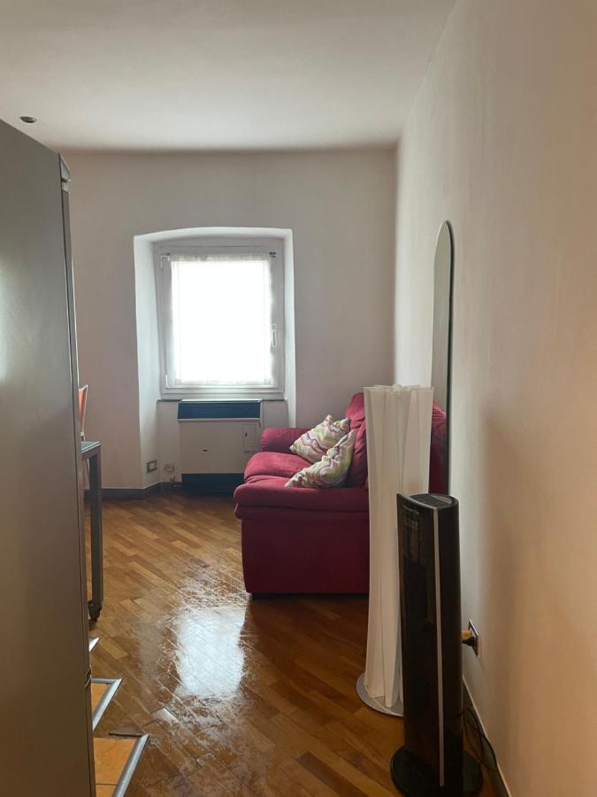 Little Nest Apartment ลาสเปเซีย ภายนอก รูปภาพ